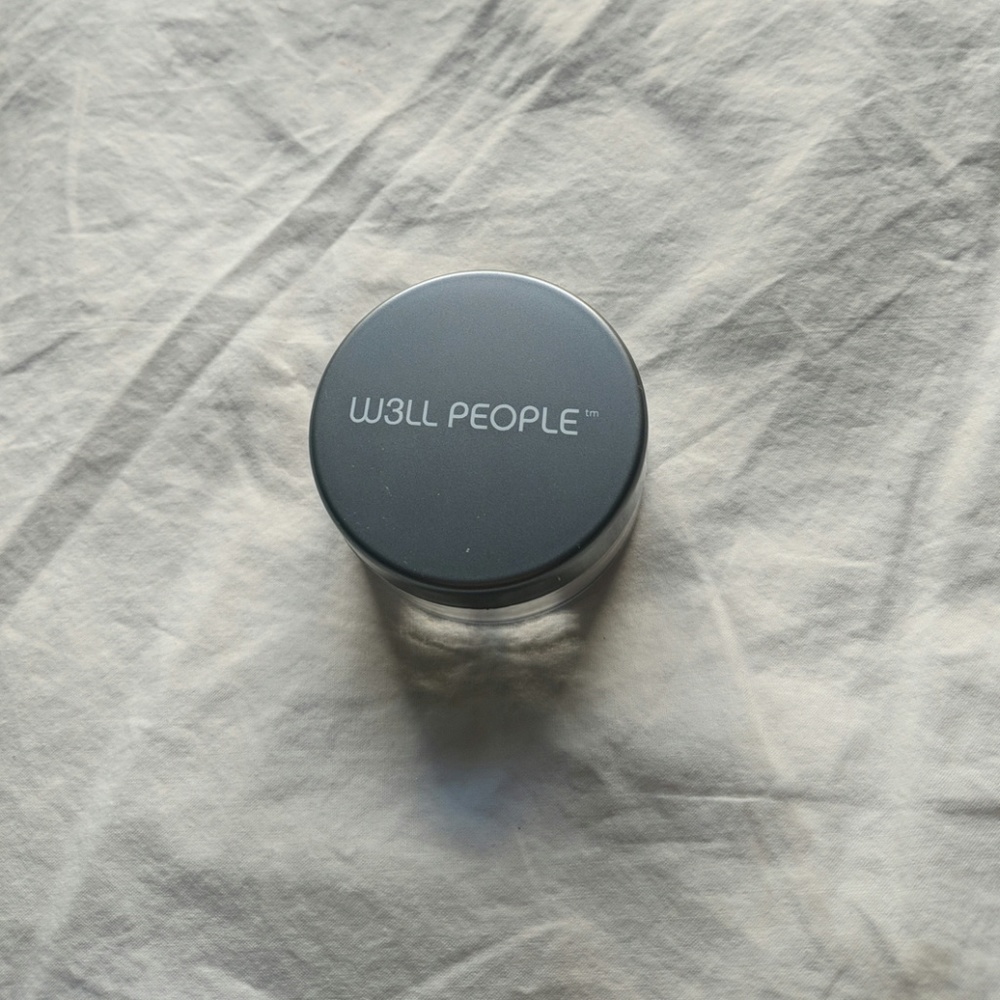 W3LL PEOPLE Bio Brightener Invisible Powder